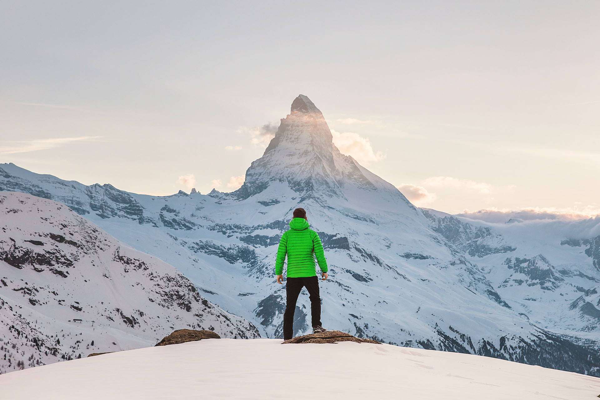 guy_on_mountain